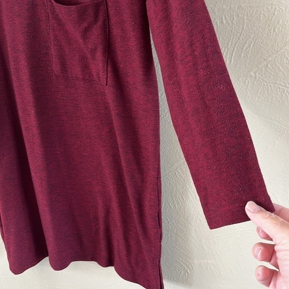 Old Navy pull over pocket long sleeves red wine color scoop neck size M - Picture 4 of 13